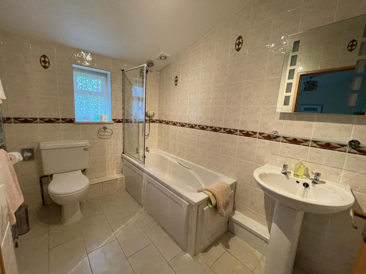 The Waterings Bed & Breakfast Saint David’s Eksteriør bilde